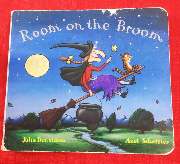 Room on the Broom Board Book | Story Book | For 0-2 Years Old | Board Book | SKU: 2405_101_A102