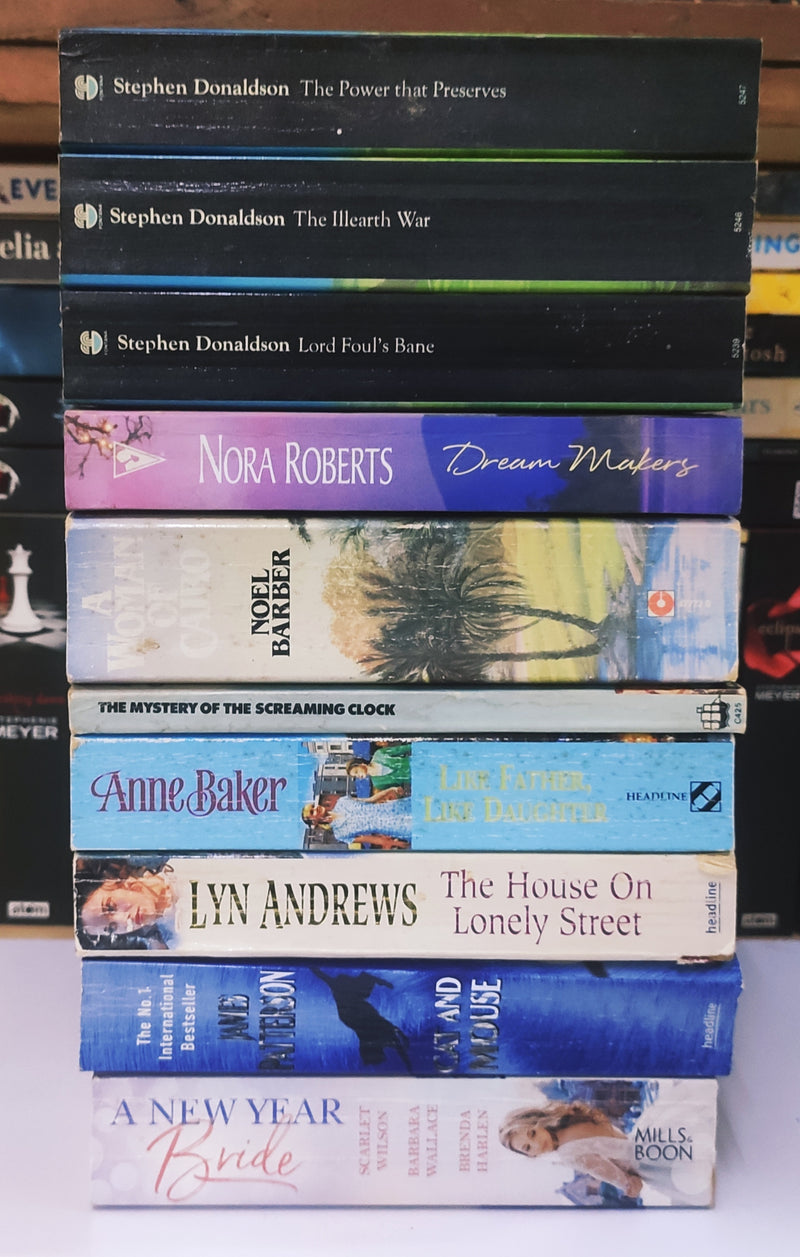 Bestsellers Mixed Popular Fiction | Pack of 10 Books | Condition: Good | Free Bookmarks