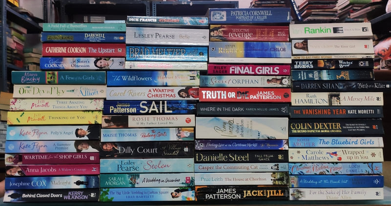 Big Box Sale | 10 Kg Box Full of Paperback Internation Romance Books | Contains 25-30 Assorted Romance Books | Free 15 Bookmarks